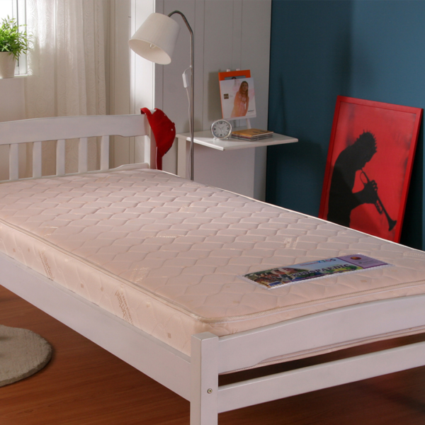 健兒脊；兒童床褥；小朋友床褥；健康床褥；兒童床專用；Hycare專利抗菌處理技術；防塵蟎床布，保護兒童健康；純天然乳膠；防敏