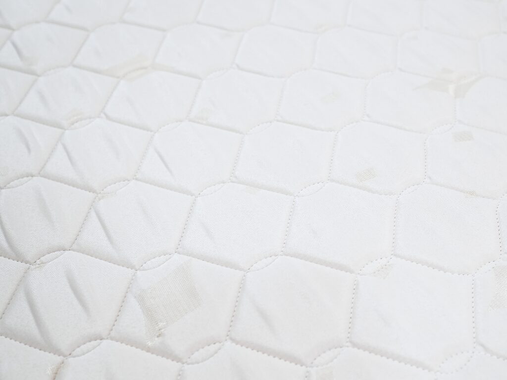 slumberland-kidspaedic-anti-dust-mite-treated-fabric 健兒脊;兒童床褥;小朋友床褥;健康床褥;兒童床專用;Hycare專利抗菌處理技術;防塵蟎床布,保護兒童健康;純天然乳膠;防敏